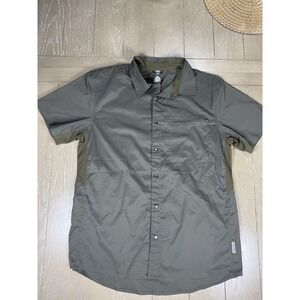 Club Ride Shirt Button Up Mens Medium Green Snap Up Vented Performance Cycling